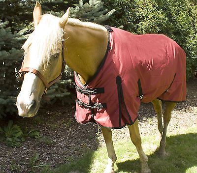 Condition New Maroon Great Winter Horse Turnout Blanket 82 Size Medium