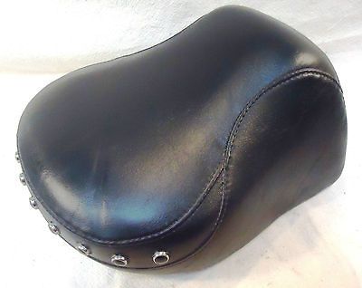 Geunine Harley 07 Softail Heritage Passenger PILLION SEAT w Chrome