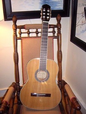 Lucida LK 6 Acoustic Classical Nylon String Full Size Mahogany Guitar