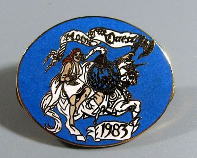 Blue Knights Motorcycle Club Pin   Home of the Quest