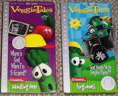 VeggieTales   Lot of 2   Wheres God When Im S Scared? & God Wants Me