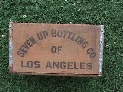 VINTAGE WOODEN 7 UP DRINK CRATE 7 UP BOTTLING CO LOS ANGELES