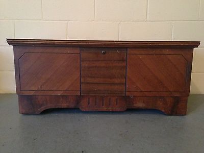 of the Day APT SIZED c.1950 Virginia Maid Cedar Chest  VERY Nice