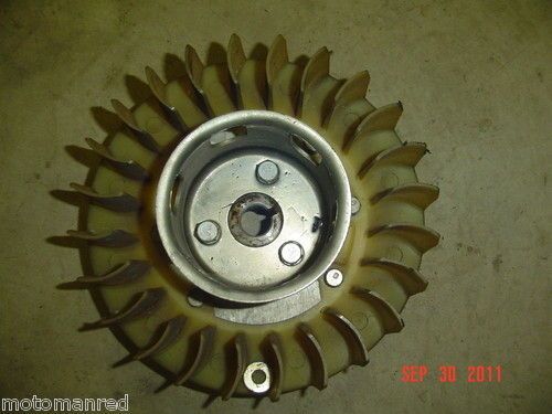 78 79 80 81 YAMAHA EXCITER 440 EX440 magneto rotor flywheel fan 340