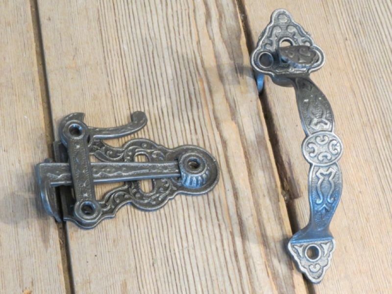 Thumb Latch set gate drop attic door old antique ferns Victorian