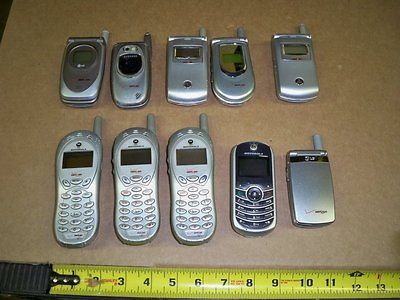 Lot of 10 Verizon CDMA Cell phones motorola sanyo lg