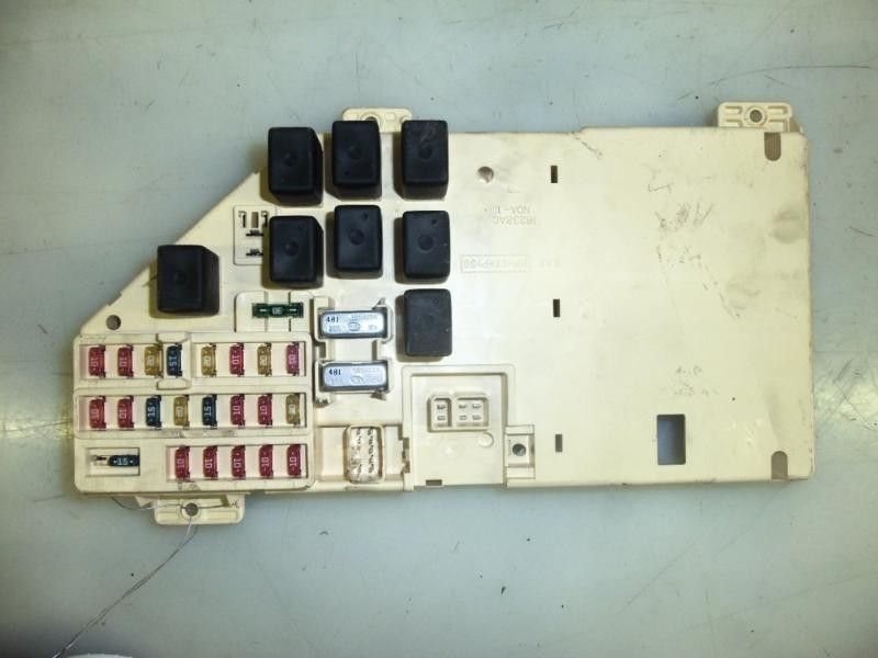 02 INTREPID FUSE BOX (UNDER DASH) (Fits 2002 Dodge)