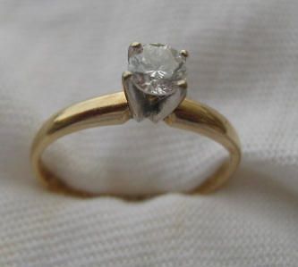 IGI Certified Diamond 14K Gold Solitare Engagement Ring .27CT