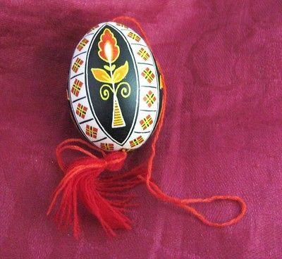 Ukrainian pysanka pisanka pysanki. Easter egg Handmade by Professional