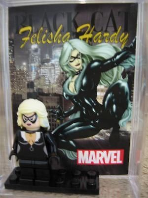   Marvel Black Cat Spiderman  Custom Minifigure Fre e Collector Case