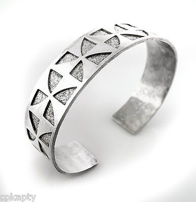 Vintage 1980s Taller GUAYASAMIN Ecuador Silver MODERNIST Cuff BRACELET