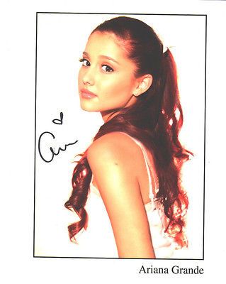 Ariana Grande Pinup clipping #N20