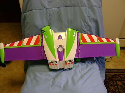 TOY STORY Buzz Lightyear Electronic Talk & Sounds Space Wings
