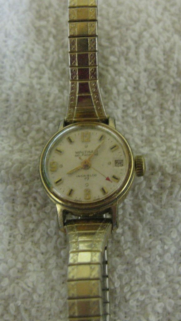 COLLECTIBLE WALTHAM INCABLOC 17 SWISS GOLD TONE LADIES WRISTWATCH