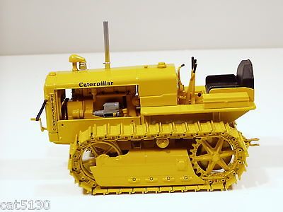 Caterpillar R2 Crawler   1/16   Spec Cast   MIB