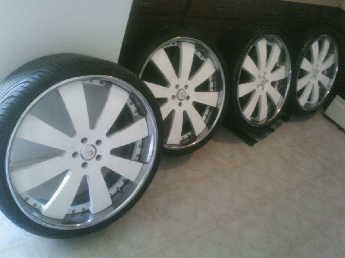 24 inch Forgiato Rims White