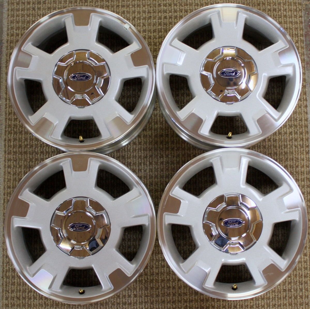 New Take Off Ford F 150 OEM 17 Aluminum Wheels Rims Center Caps Lugs