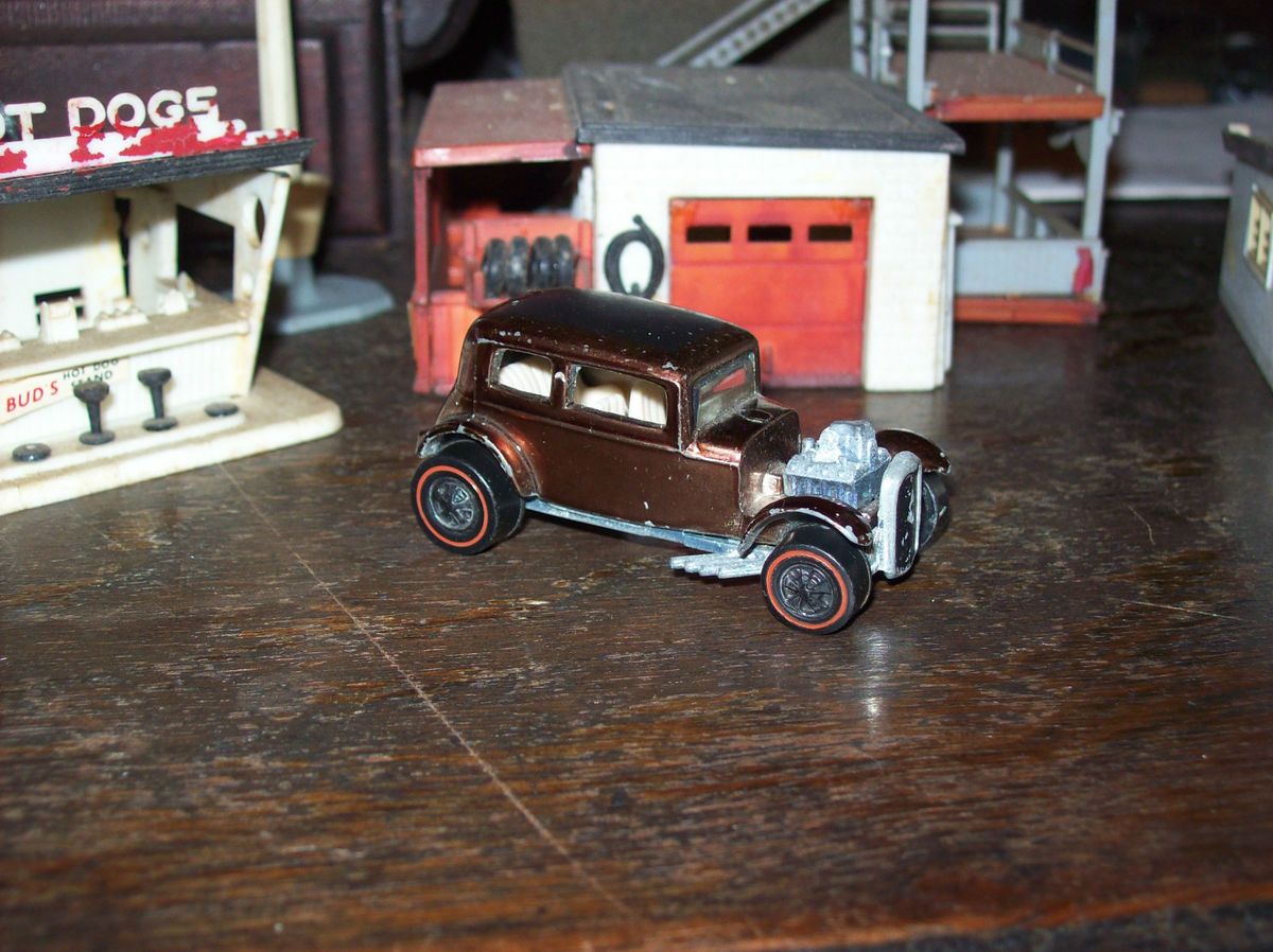 Hot Wheels Redline Classic 32 Ford Vicky 1968