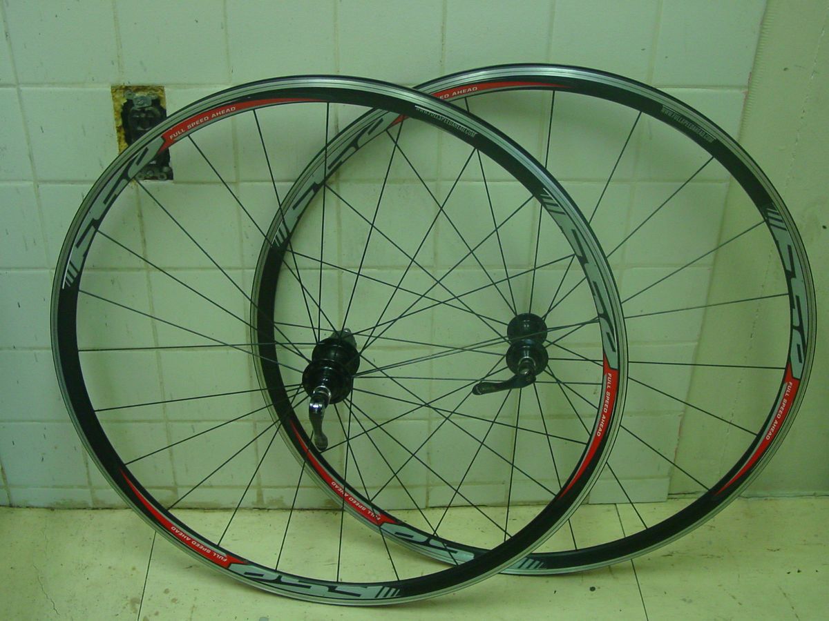 FSA RD 80 Road Wheelset Wheels