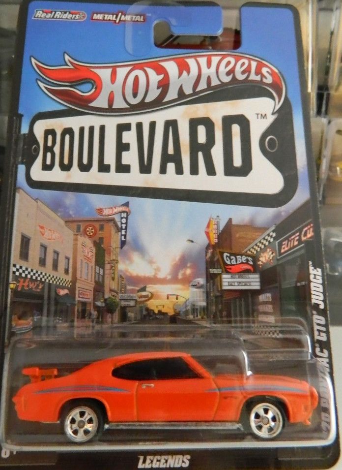 70 Pontiac GTO Hot Wheels 2012 Boulevard D Case New Release