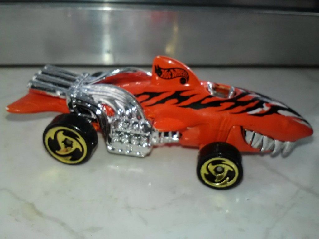 Vintage Hot Wheels Speed Demon orange Bengals Sharkruiser Shark Mattel