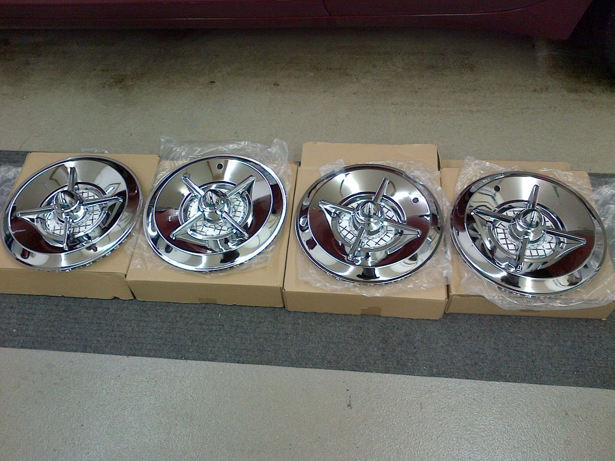 15 Lancer Hub Caps Set of 4 New Flipper Spinner Hubcap