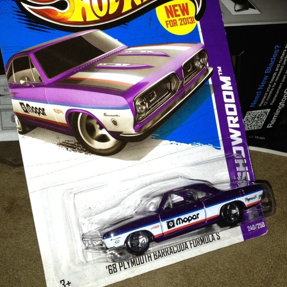 Hot Wheels 2013 ERROR   68 Barracuda Formula S   More RARE than Super