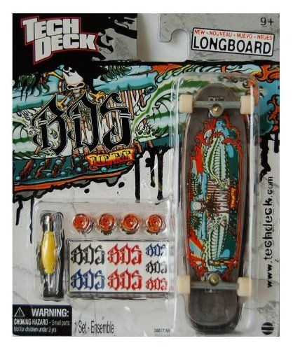 YOU ARE BUYING A BRAND NEW, TECH DECK BULLDOG SKATES (BDS) SKULL WAVE